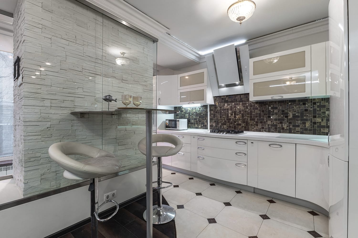 Дизайнерская 1-комнатная квартира рядом с Киевским вокзалом!