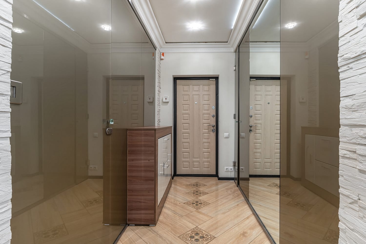 Дизайнерская 1-комнатная квартира рядом с Киевским вокзалом!