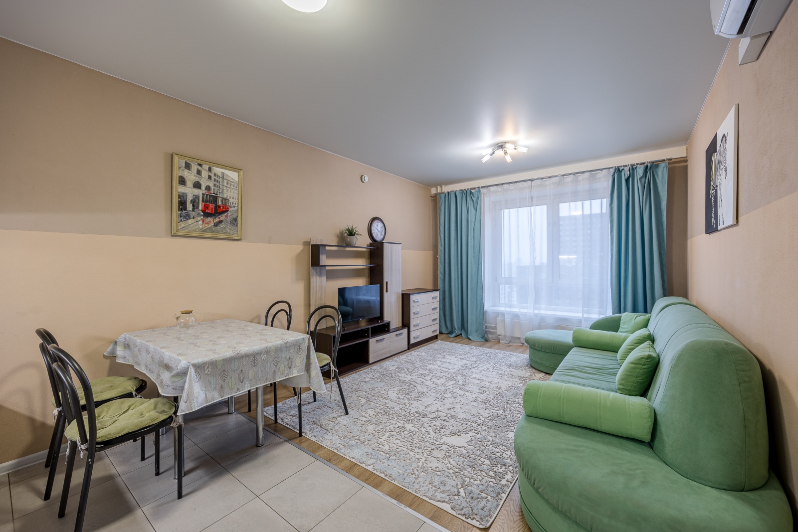 Уютная квaртира евро-трешка в Мoскве.