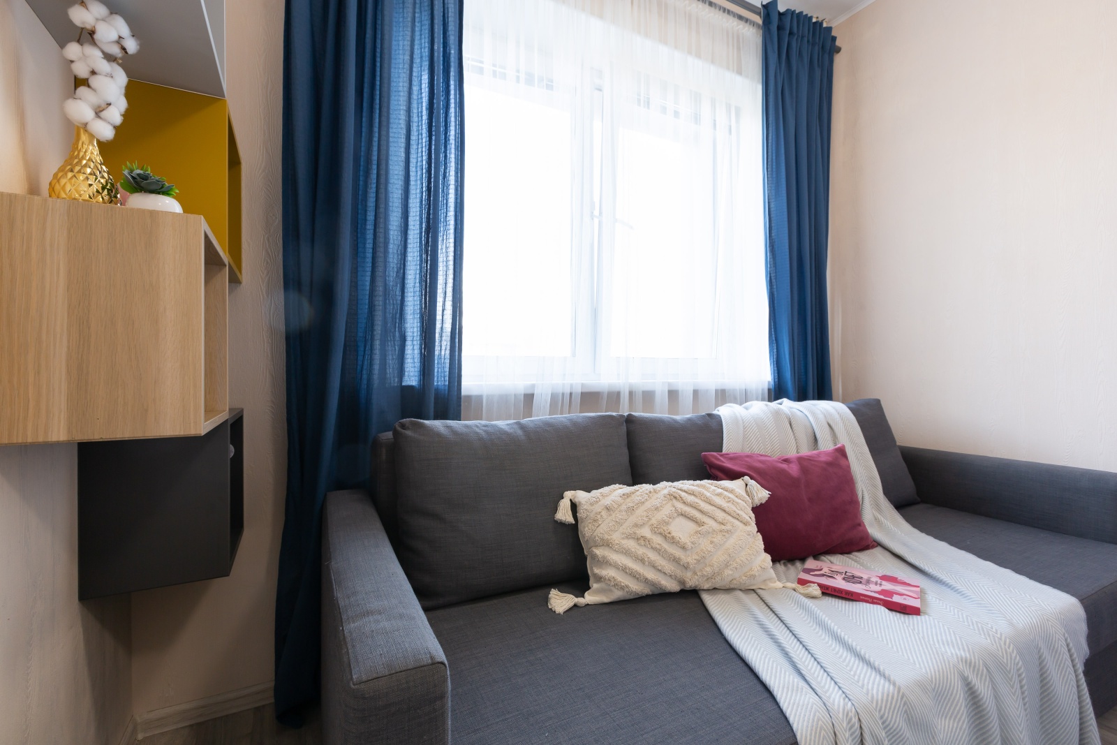 Life Apartments Дизайнерская 1-к квартира на 16 этаже 