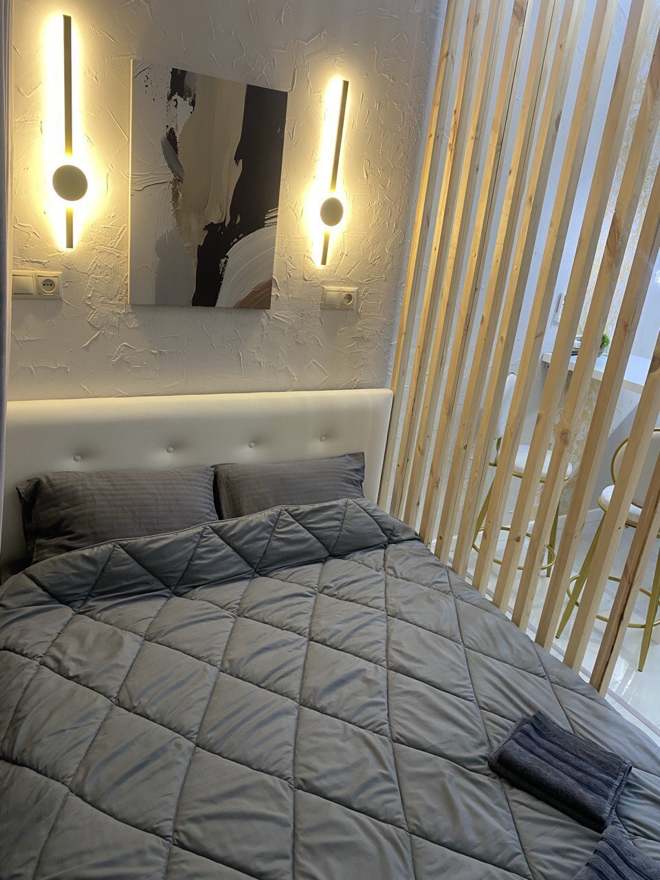 Квартира на Новоостаповской 20