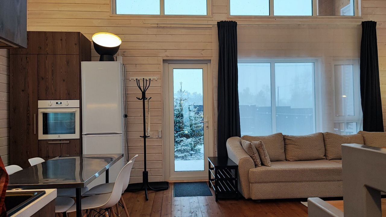 Большой дом Barnhouse · Tish