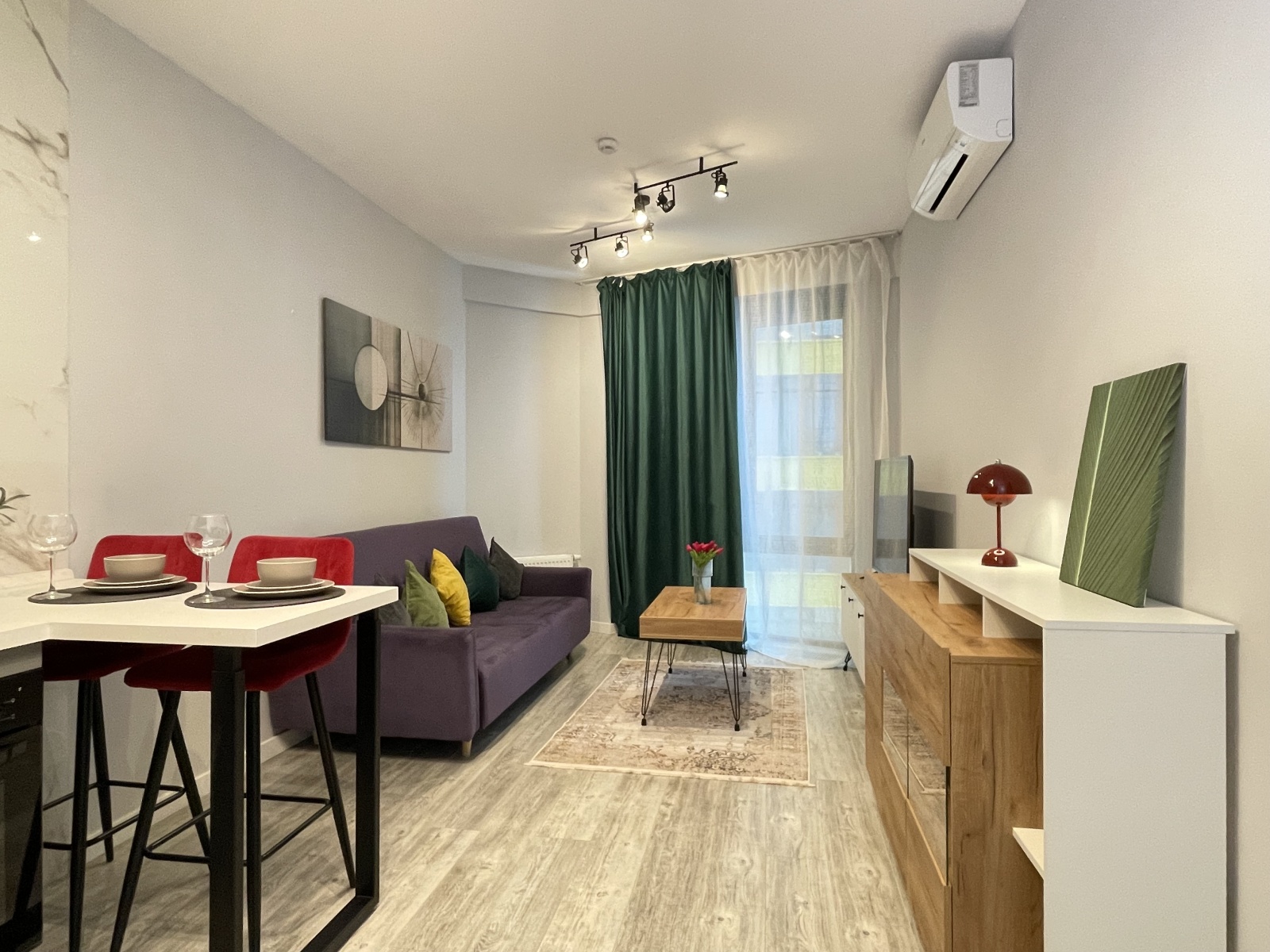 Гостим тут - Евродвушка в ЖК Савеловский Сити