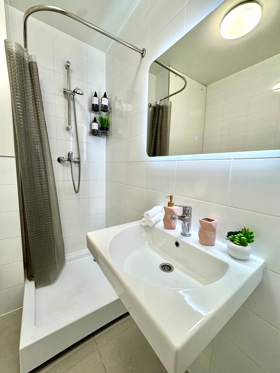 Life Apartments ​Стильная студия в новом доме