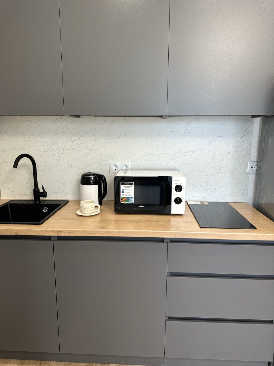 Евродвушка около метро Аминьевская