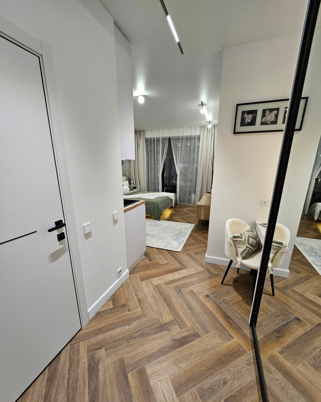 Студия неподалёку от парка ВДНХ