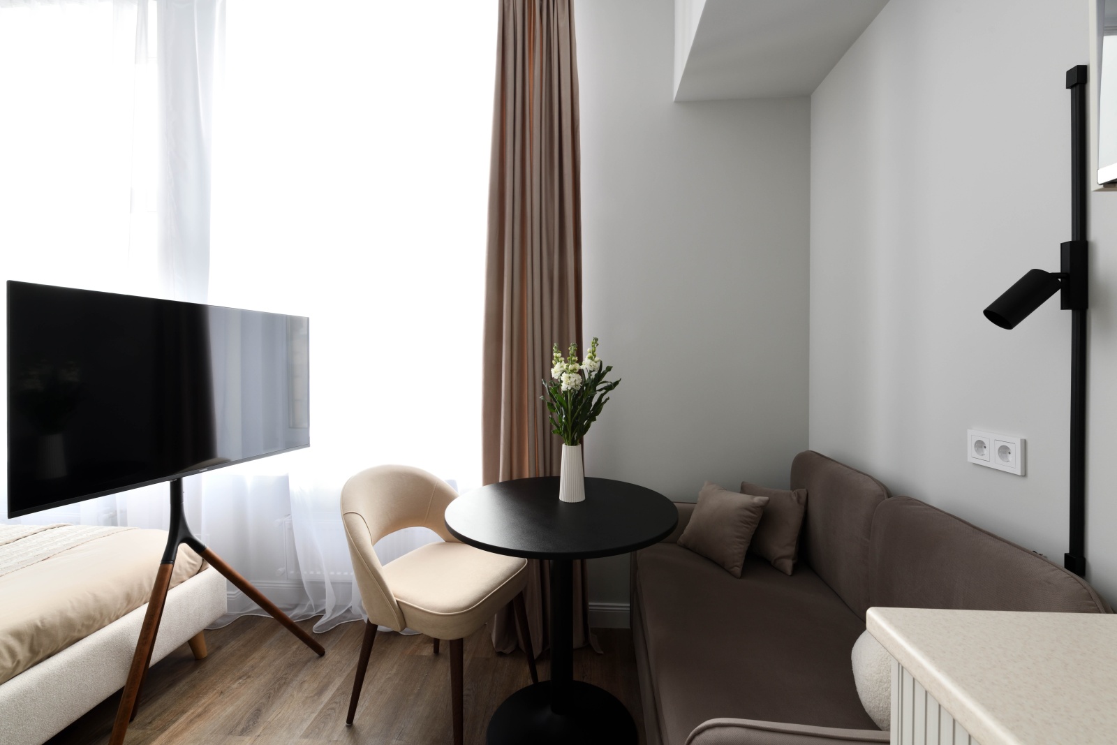 Дизайнерская студия в 3 минутах ходьбы от метро аэропорт