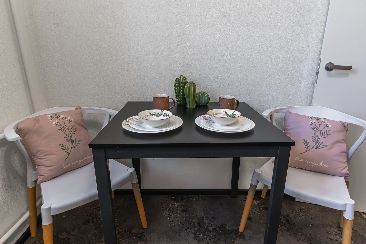 2-комнатная квартира на 1 этаже рядом с ФМБЦ им.Бурназяна А.И.