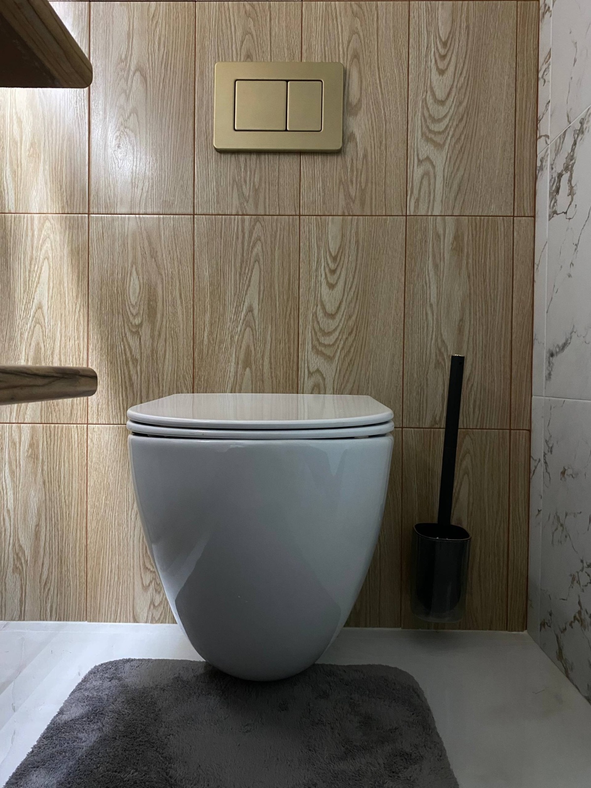 Квартира на Новоостаповской 20