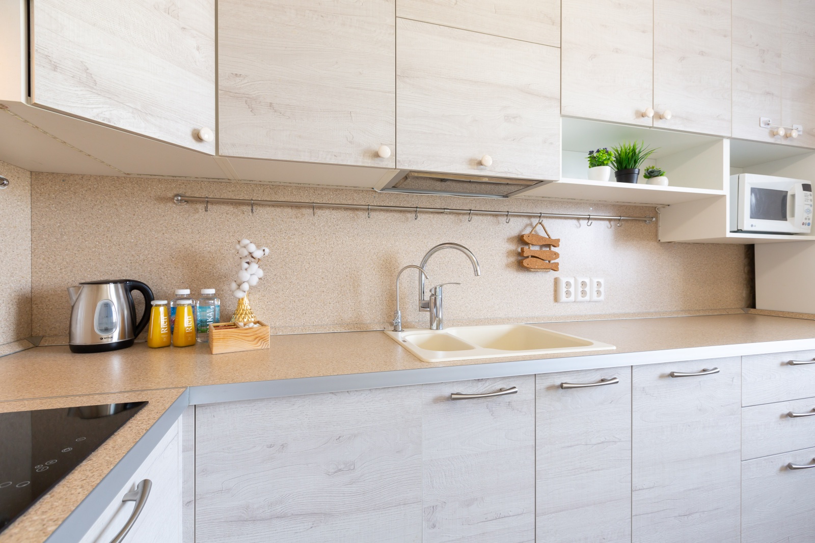 Life Apartments Дизайнерская 1-к квартира на 16 этаже 