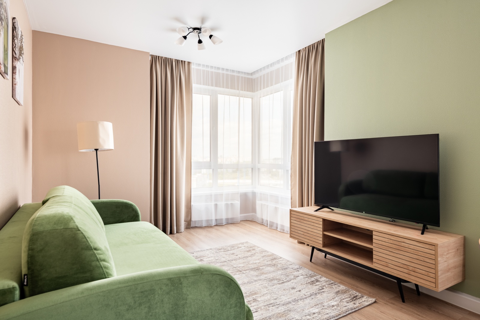 Sunmarine на шоссе Очаковское