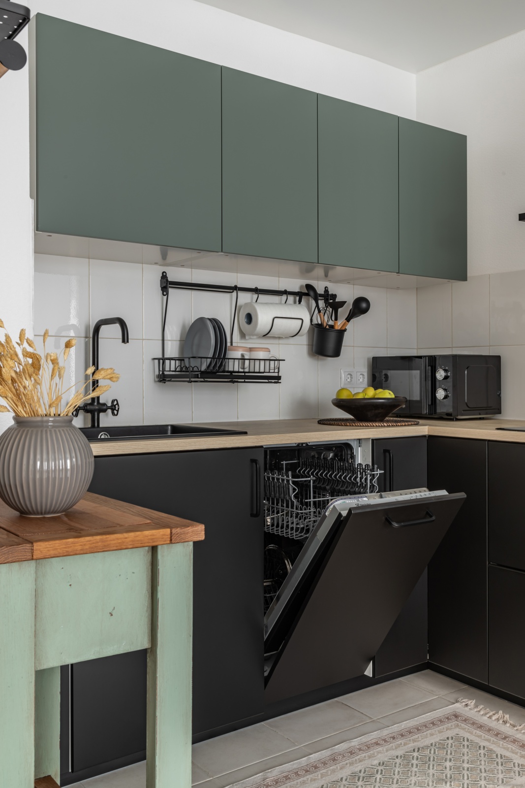 JOY Ясеневая