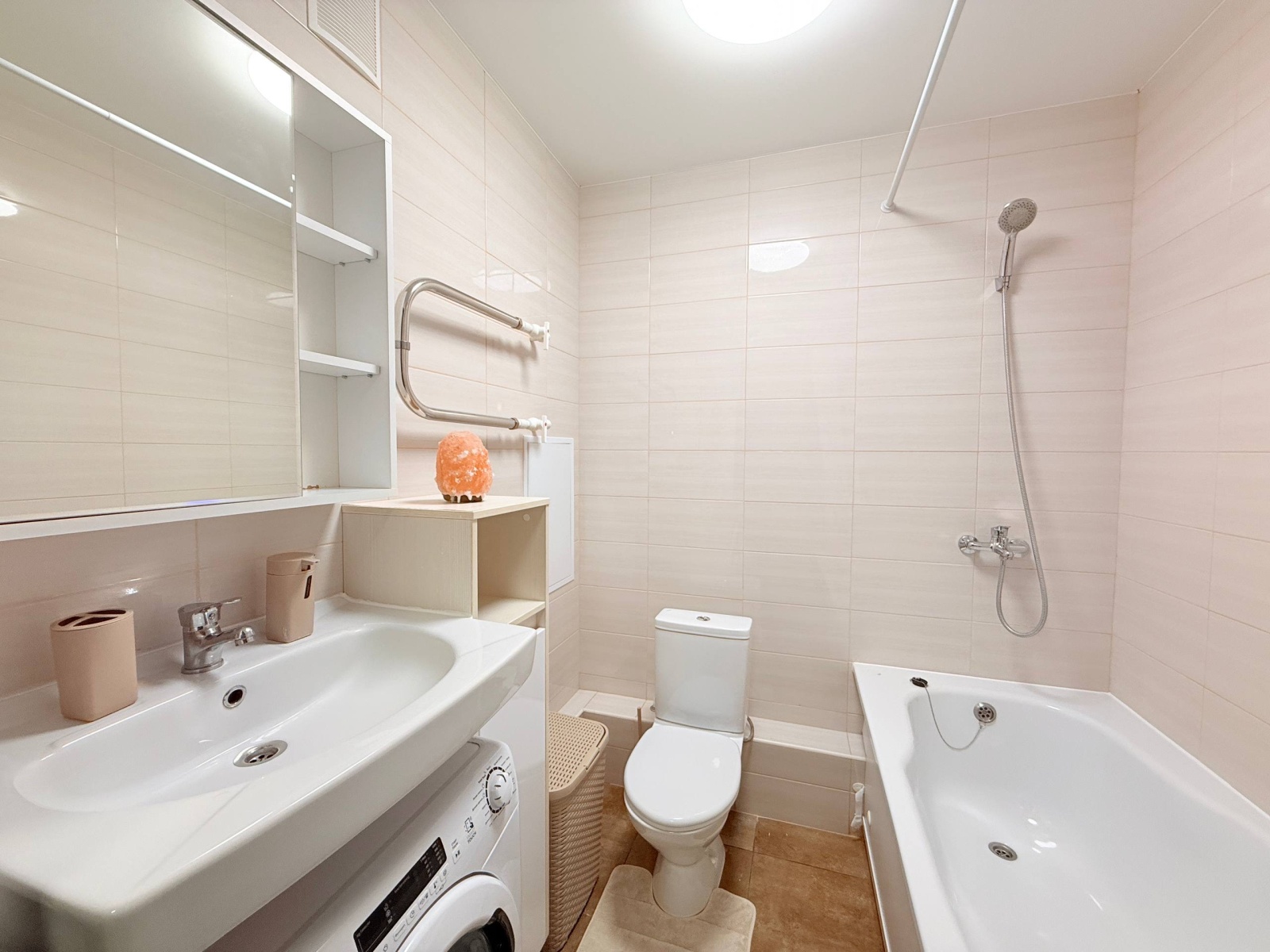 Апартаменты Зона Комфорта на Эйнштейна 3