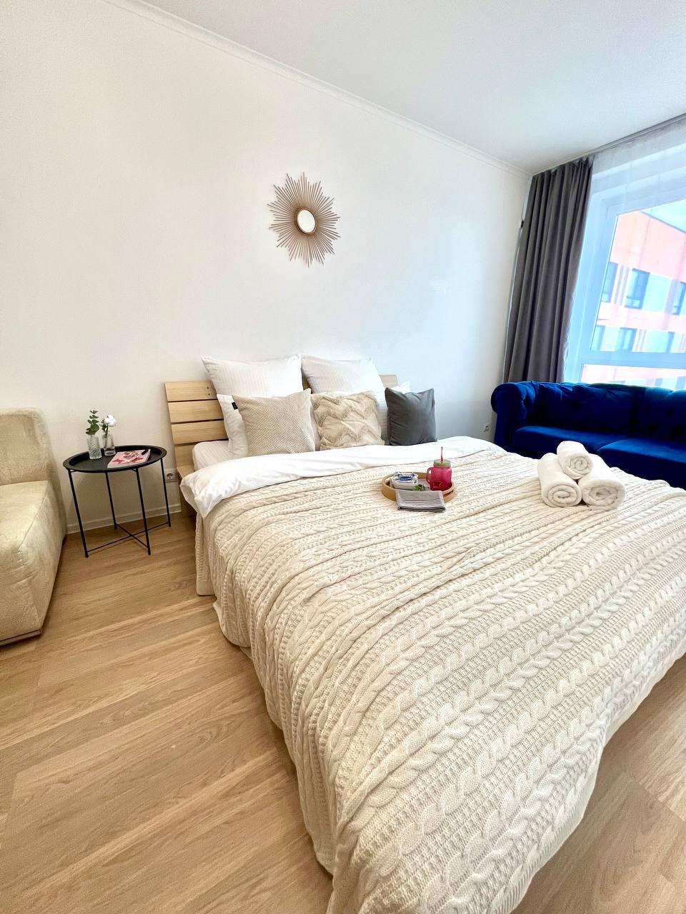 Life Apartments ​Стильная 1-к квартира с шикарным видом 