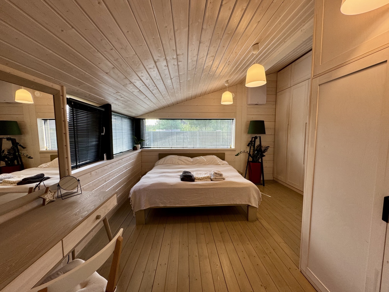 ДубльДом «DreamDom» 160 м² с летним бассейном