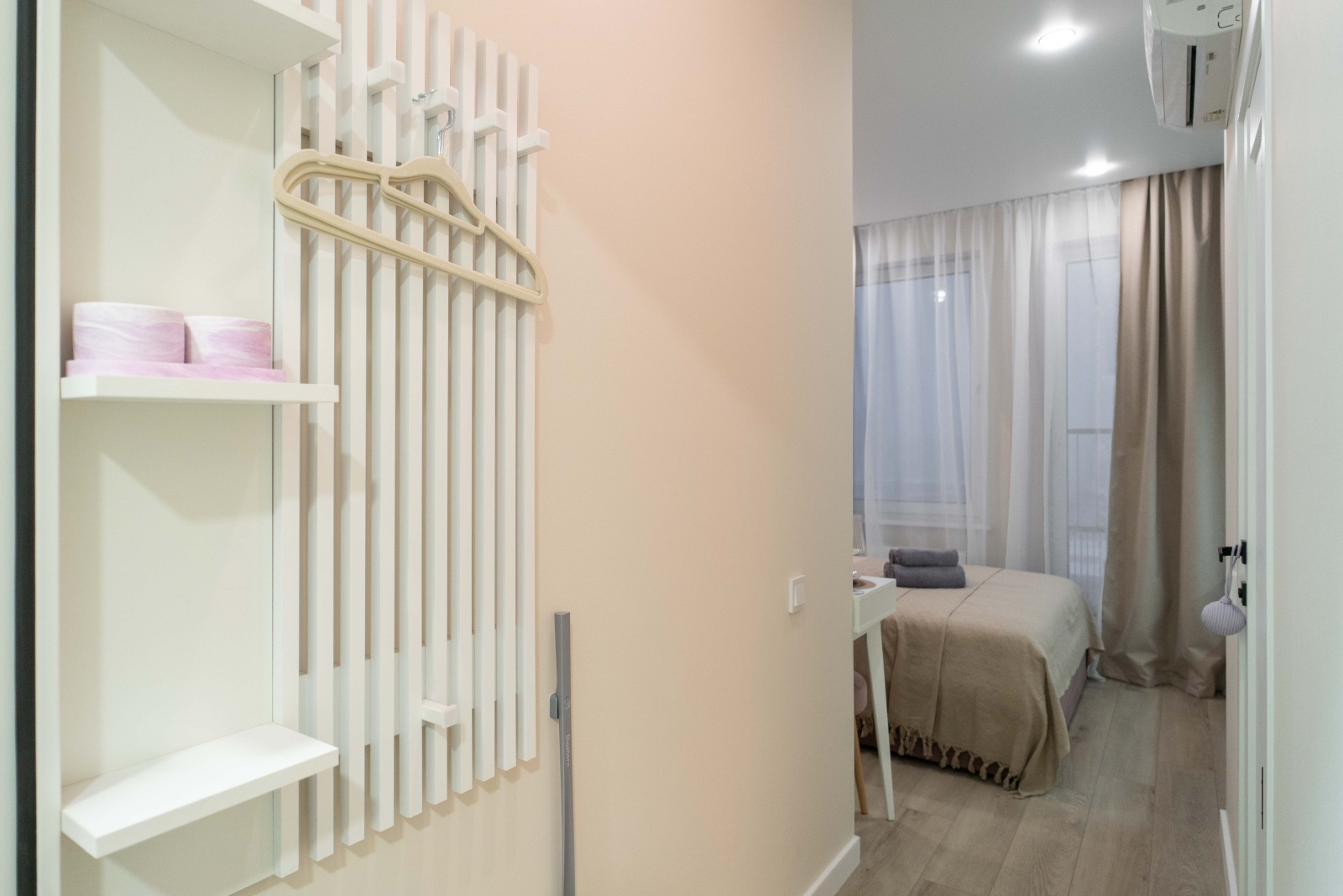 Уютная студия на Новоостаповской