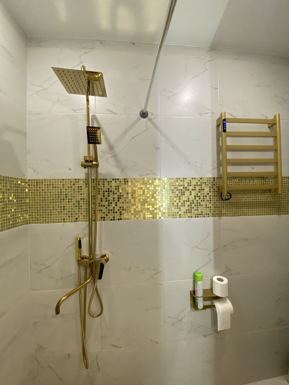 Квартира на Новоостаповской 20