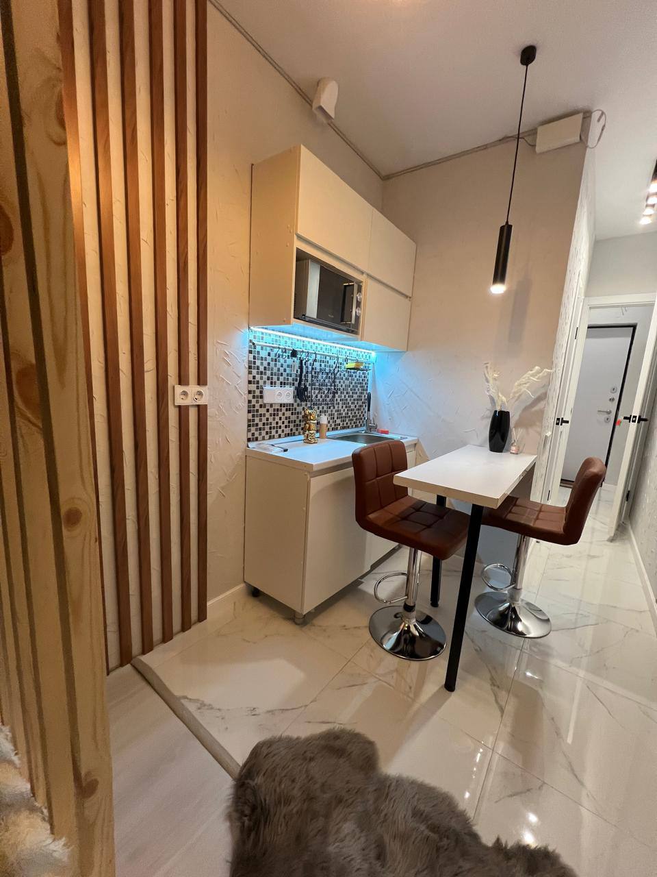 Квартира на Новоостаповской 20