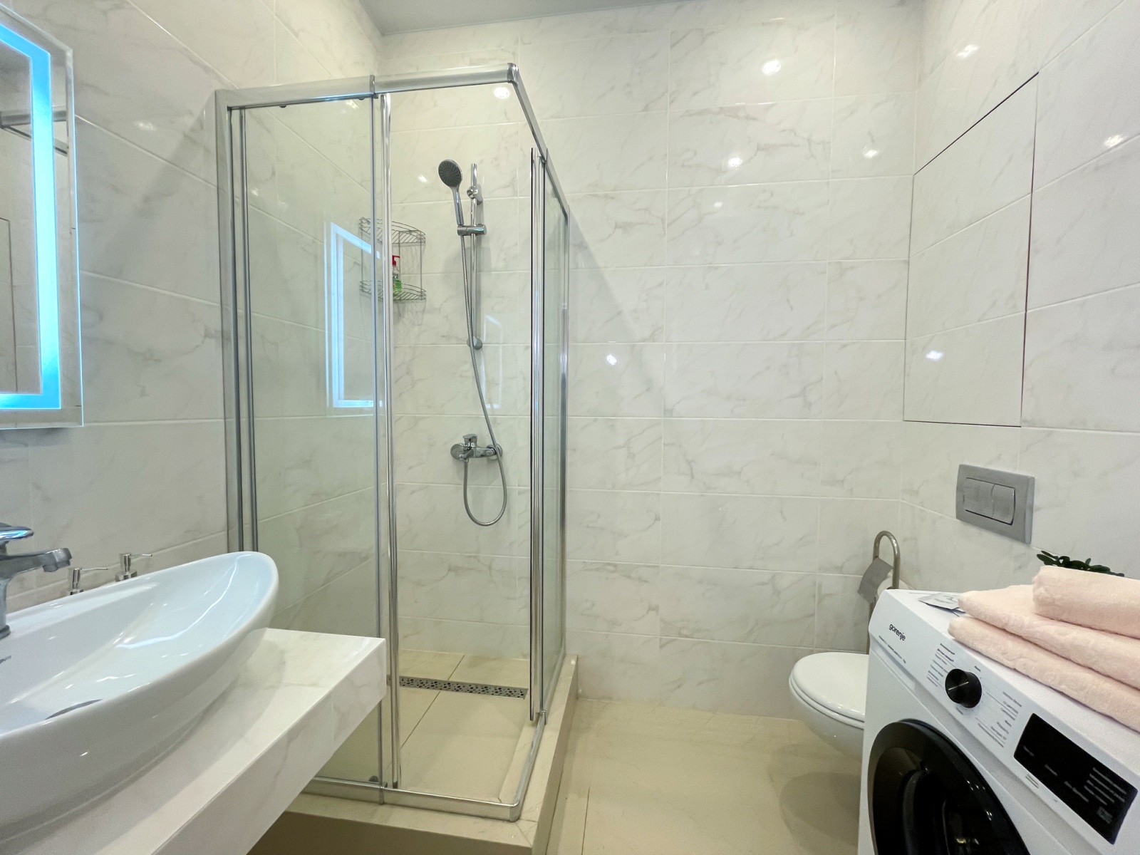 Шикарная евродвушка комфорт класса Like Home Apartment у м. Рассказовка