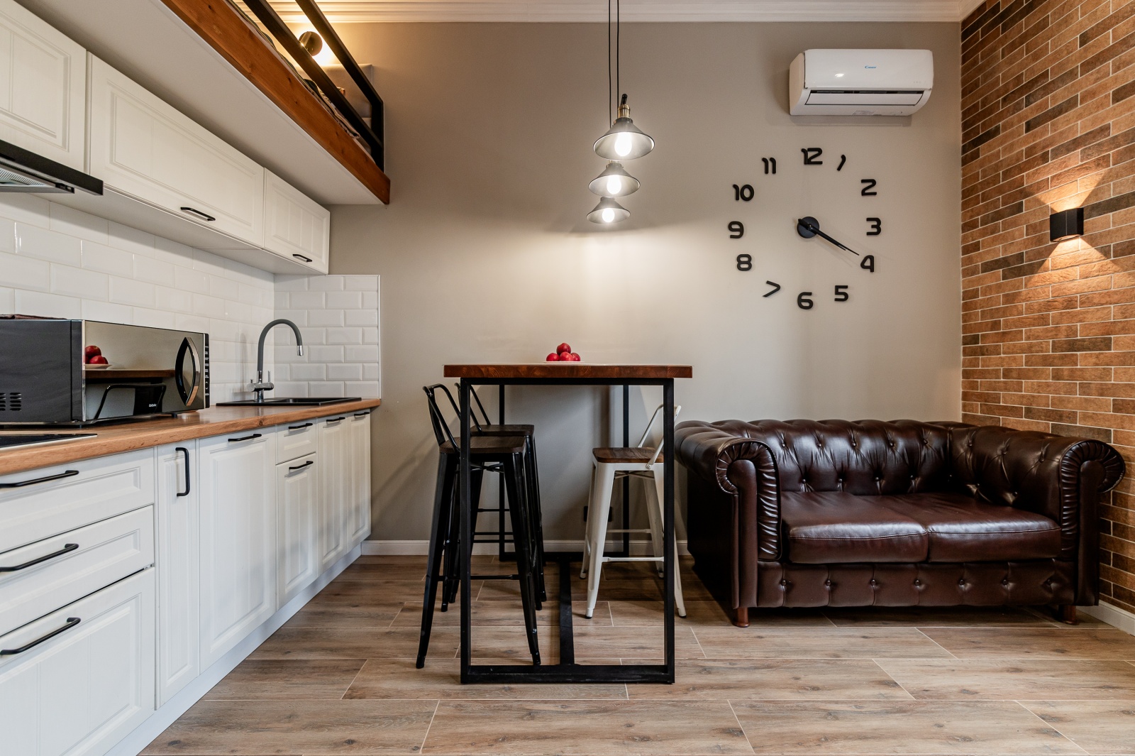 Апартаменты “ LOFT & CO ”