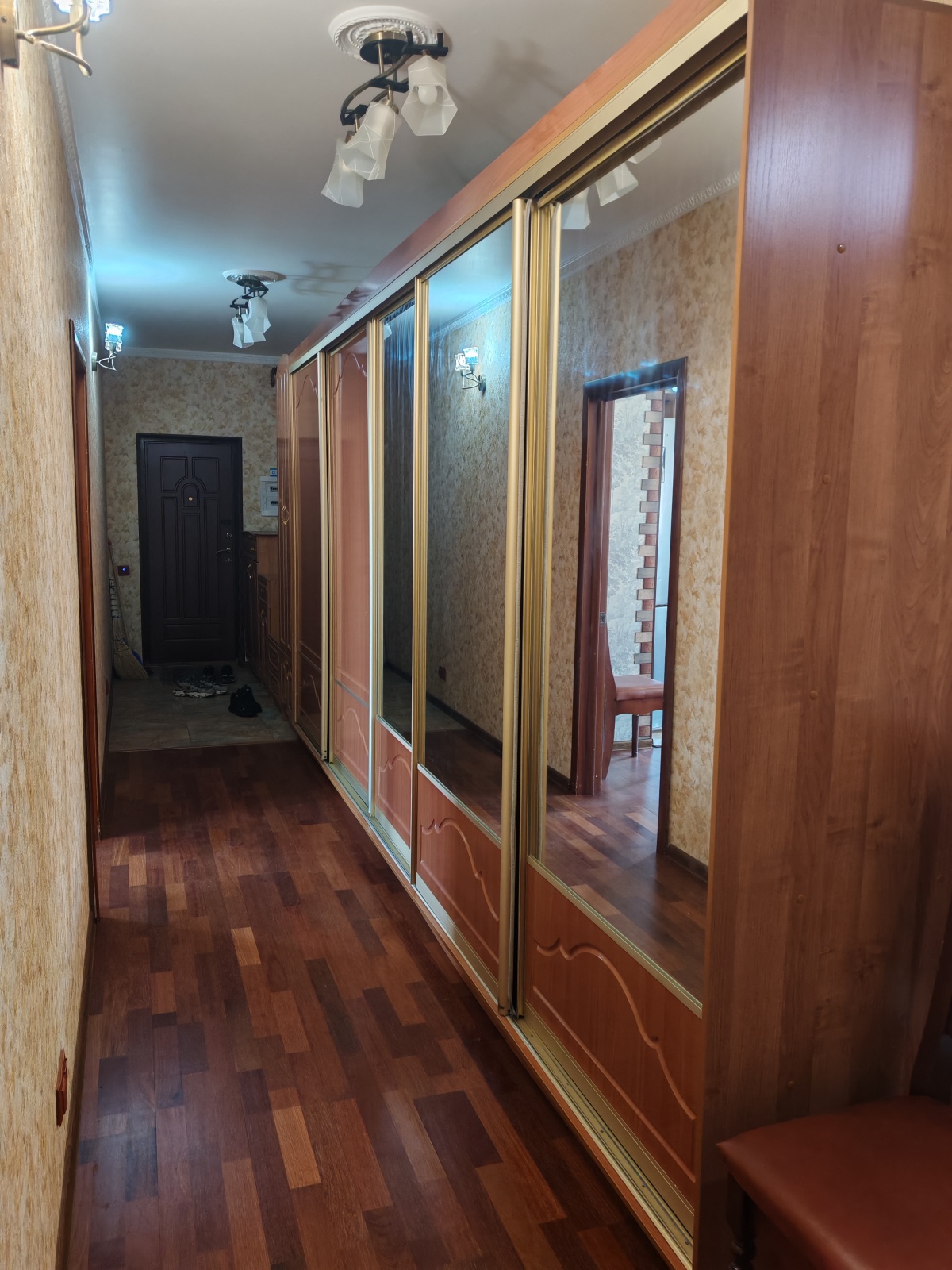 Шикарная трешка с кондиционером