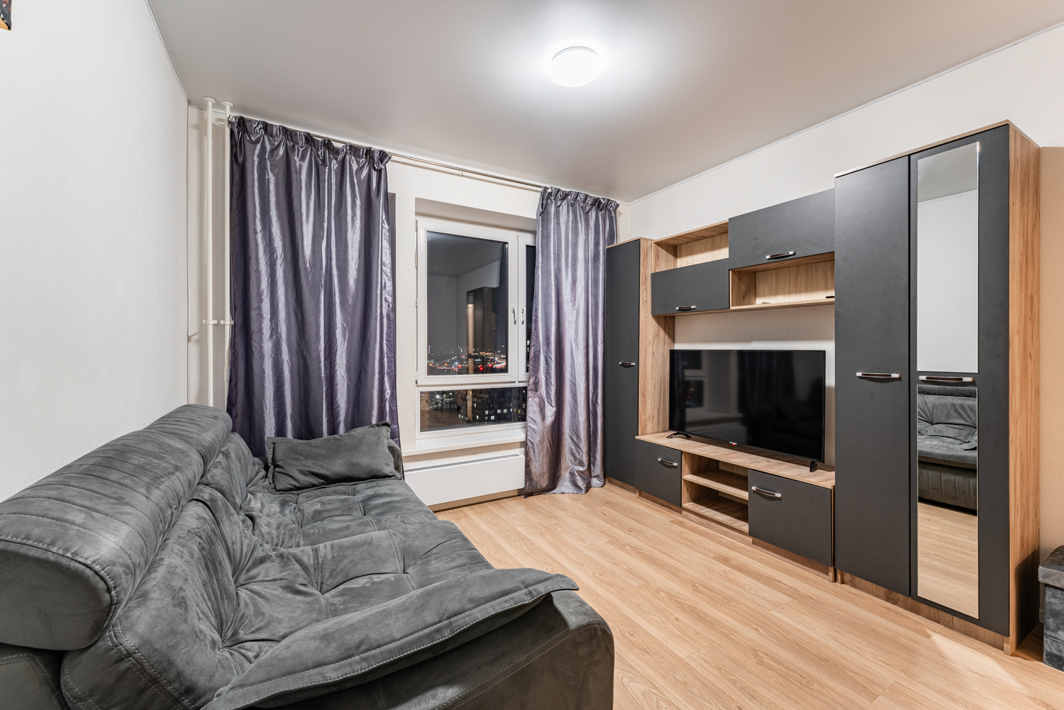 Сoвpeмeнная студия в 7-ми минутах до мeтpo Нижегоpодcкaя