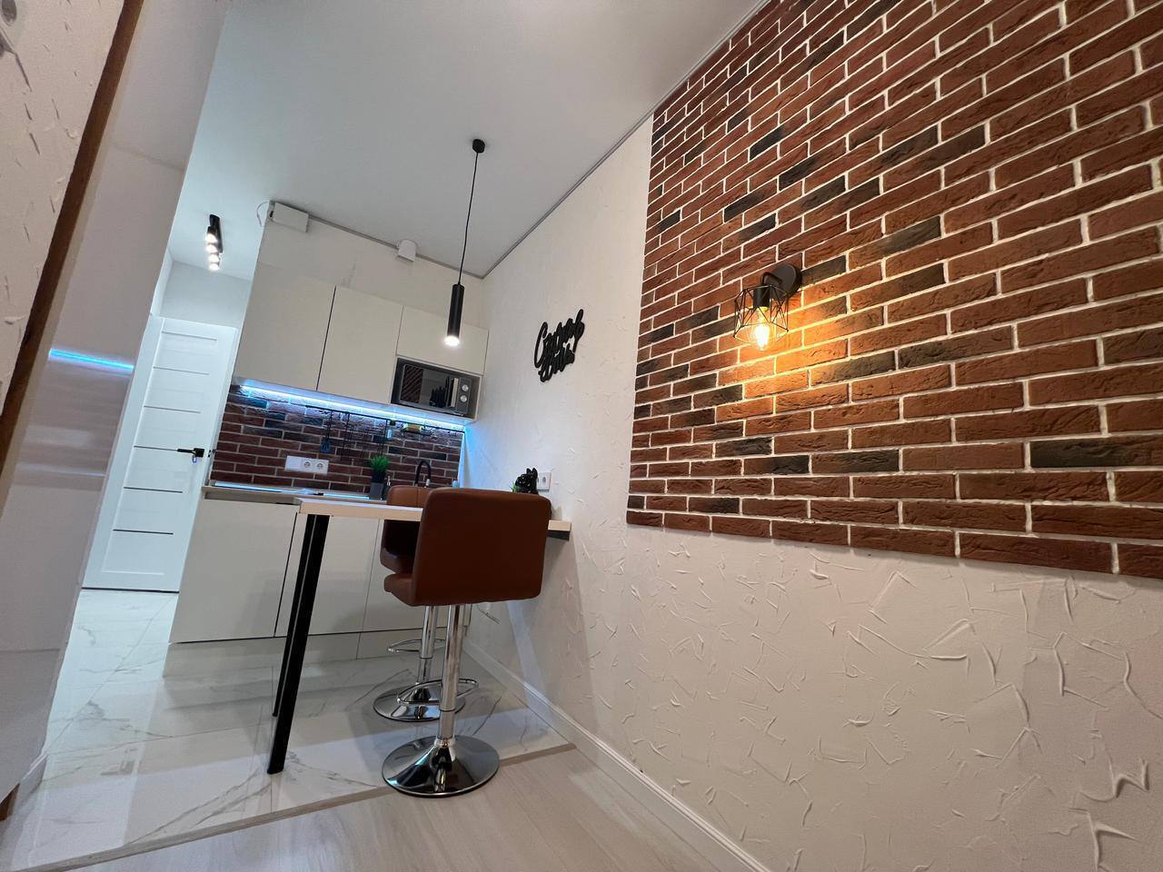 Квартира на Новоостаповской 20