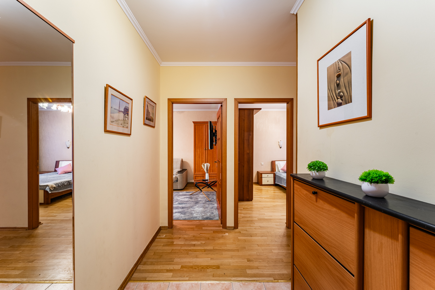 Уютная светлая двушка в 10 мин от метро. Идеально для семьи или пары.