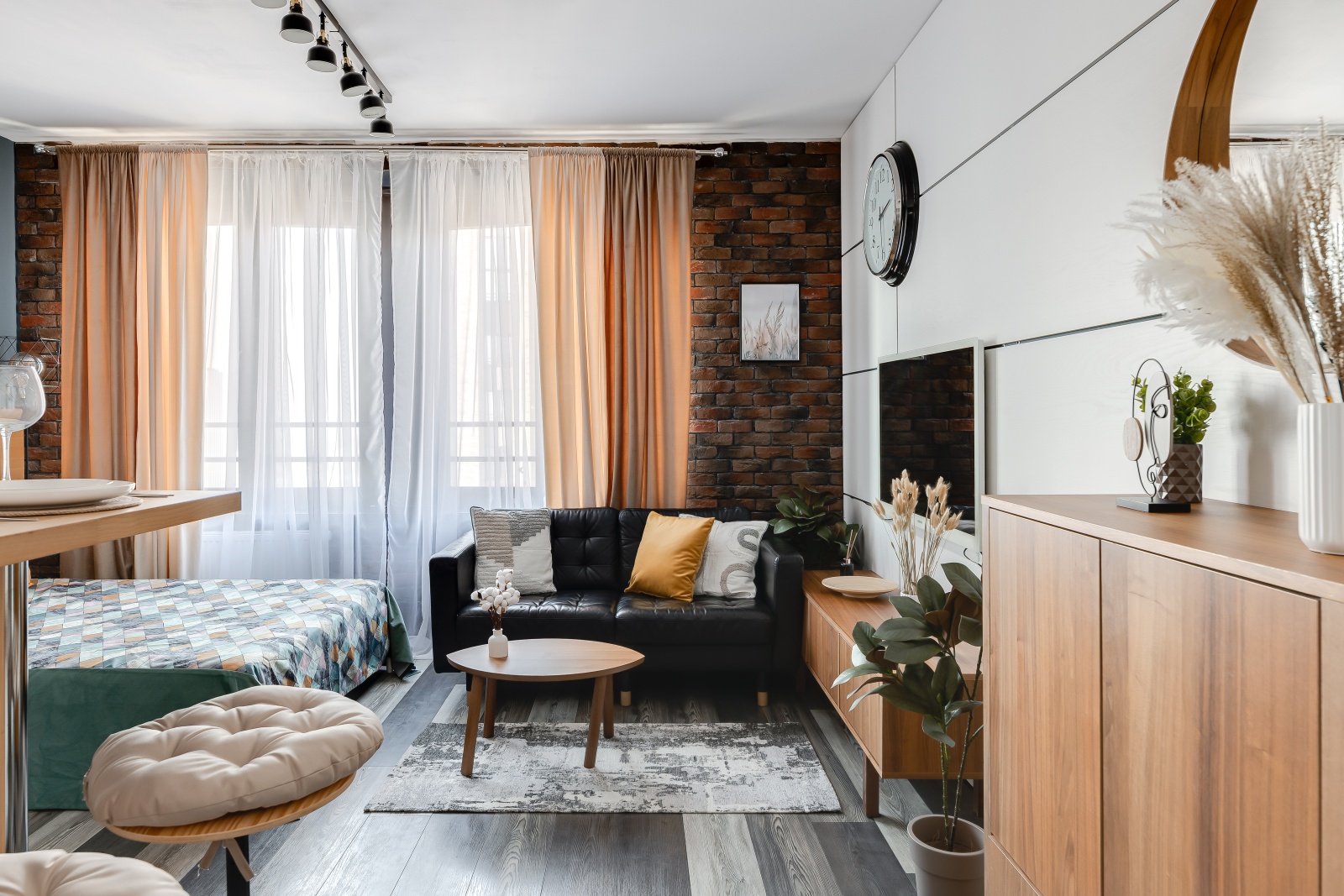 Апартаменты «LOFT SKY VIEW» на 45 этаже. 