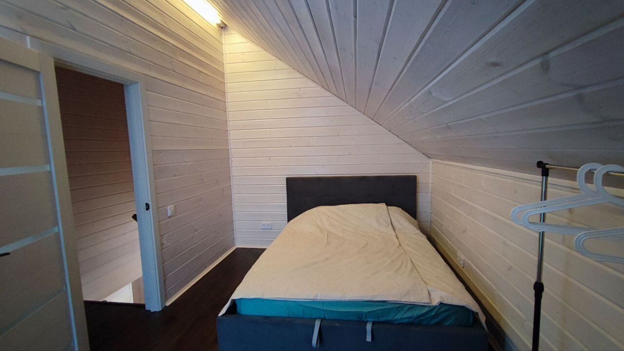 Большой дом Barnhouse · Tish