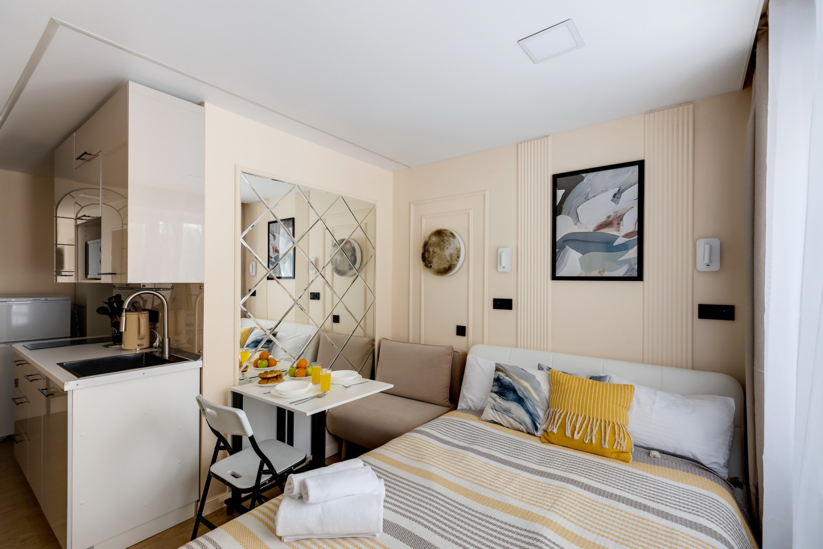 Студия Venera от Home24