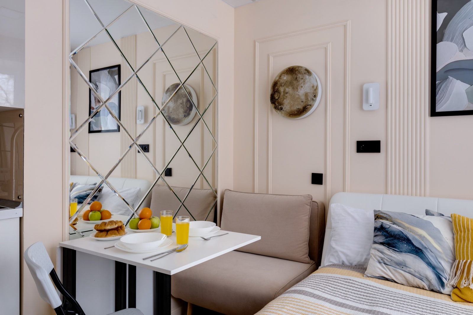 Студия Venera от Home24
