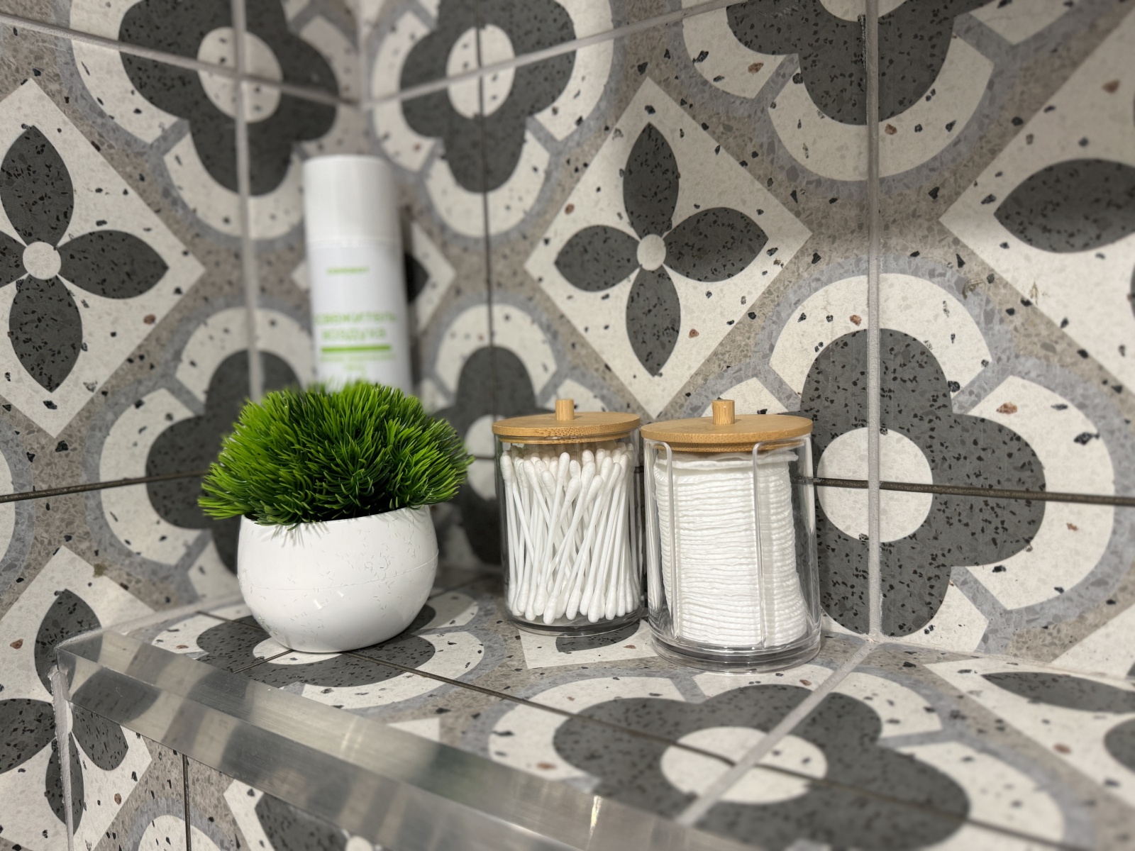 Современная просторная студия 28м на Рижской