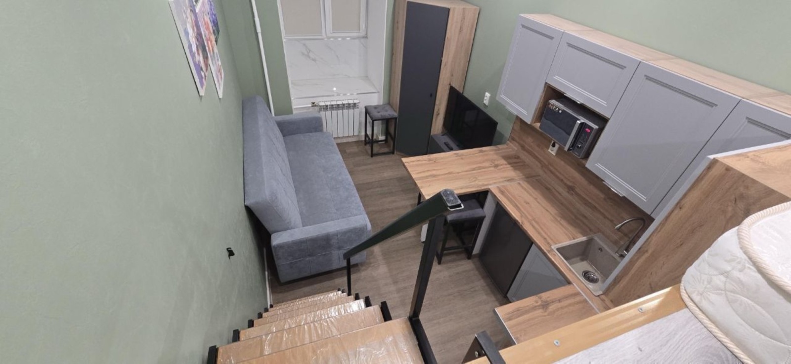 Студия в цeнтpe Москвы