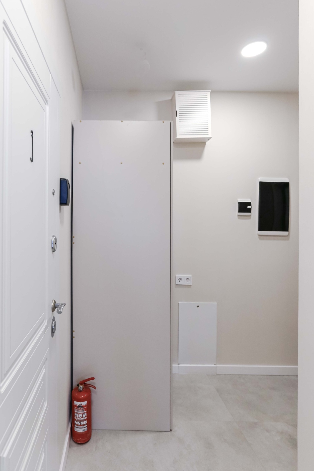 Уютная студия на Новоостаповской