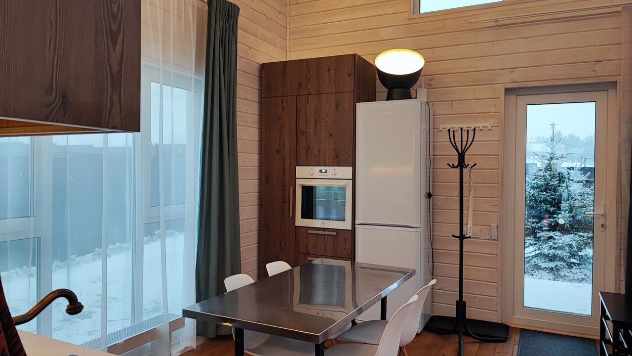 Большой дом Barnhouse · Tish