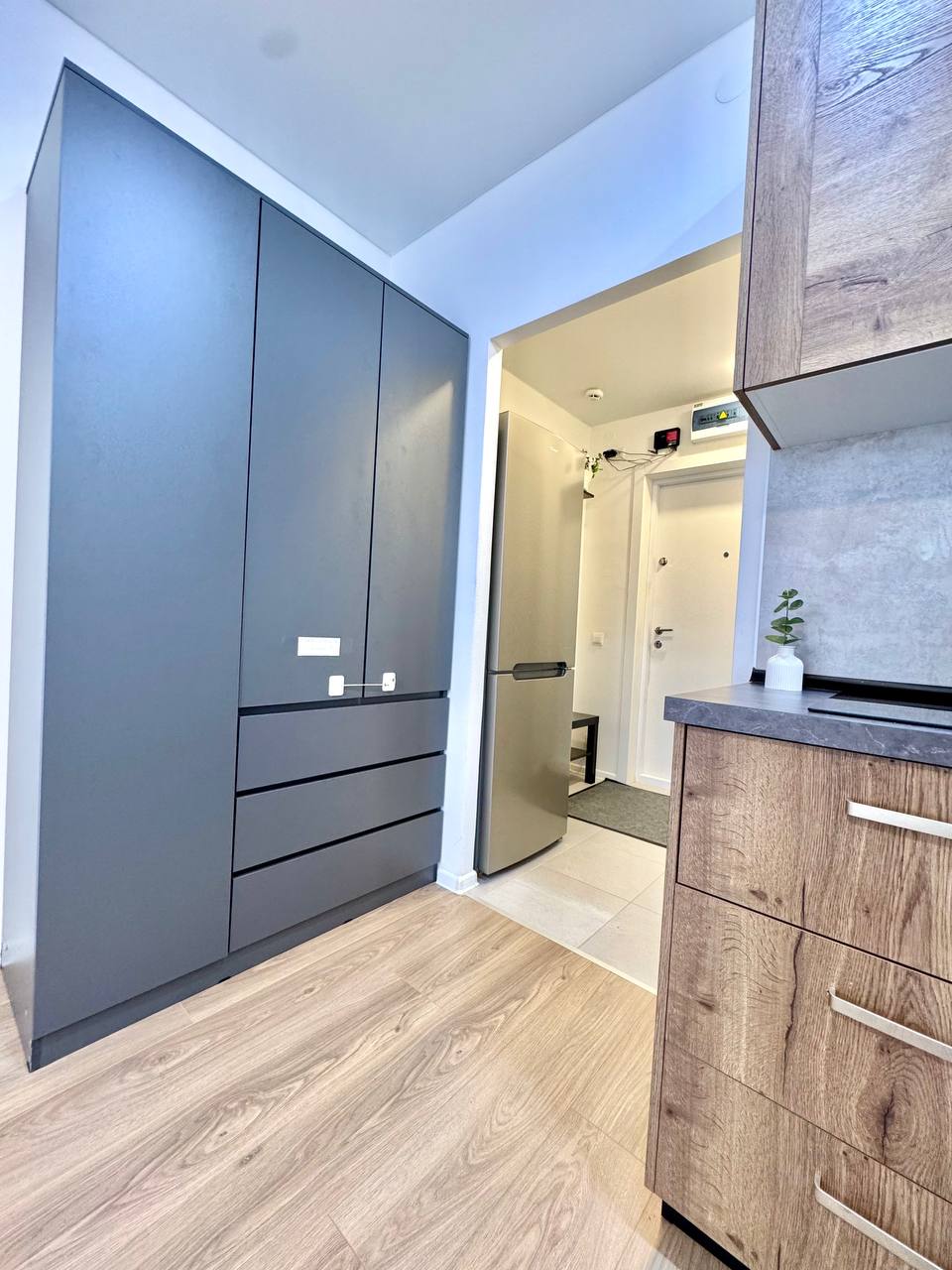 Life Apartments ​Стильная студия в новом доме