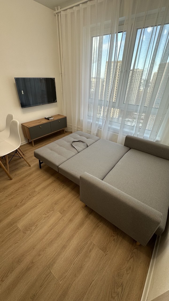 Евродвушка около метро Аминьевская