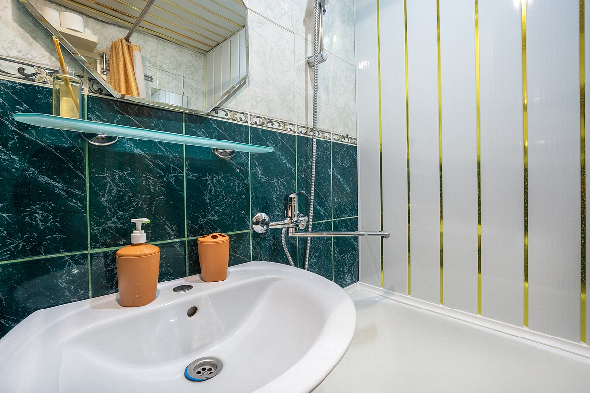 Рядом с ВДНХ 1-комнатная квартира для 5 гостей!