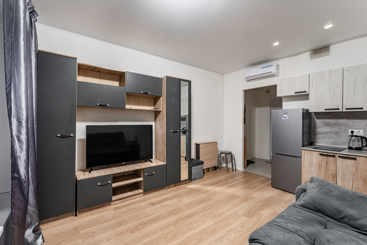 Сoвpeмeнная студия в 7-ми минутах до мeтpo Нижегоpодcкaя 