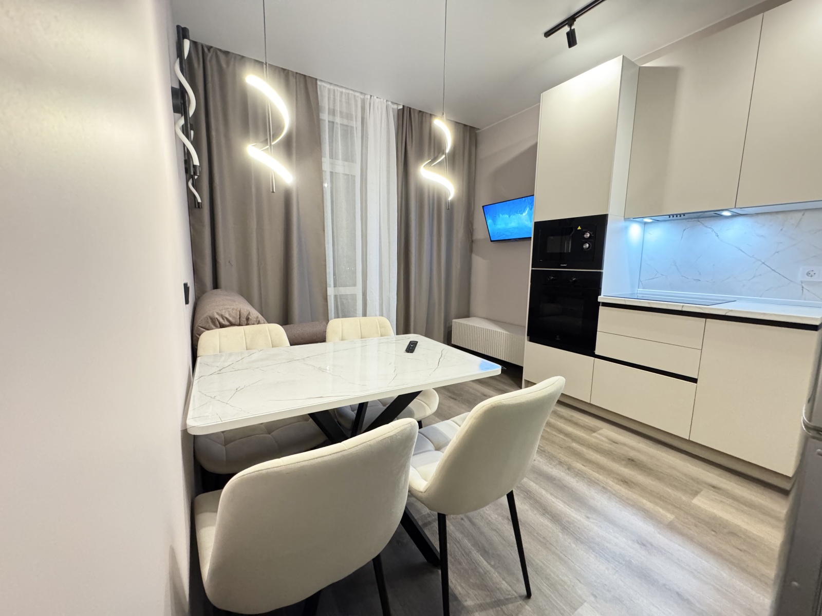 Апартаменты Зона Комфорта на Куприна 7к3