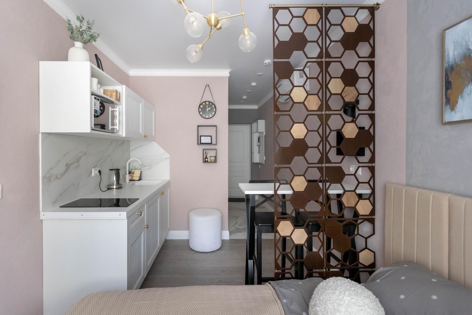 Уютная студия возле метро Бауманская.