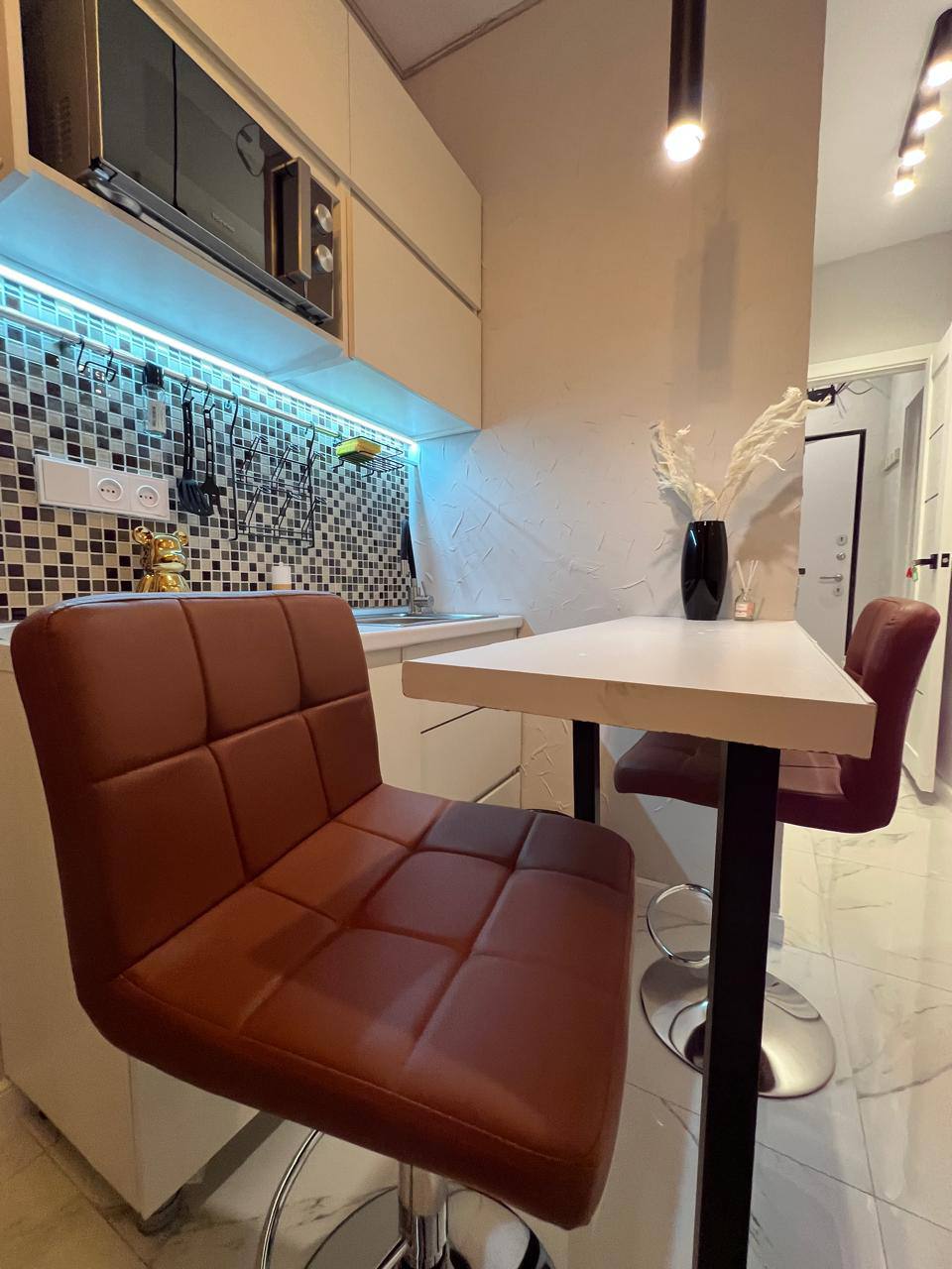 Квартира на Новоостаповской 20