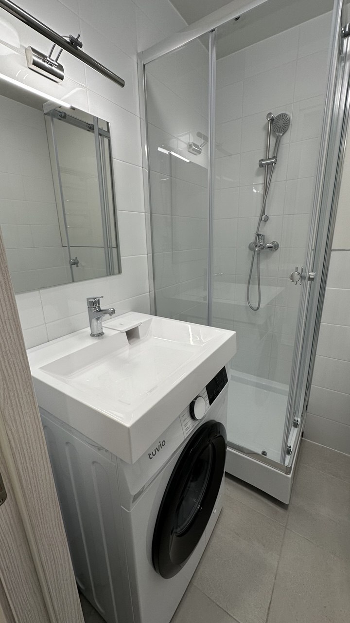 Евродвушка около метро Аминьевская