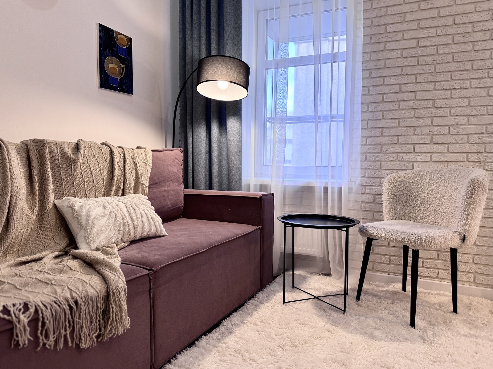 Современная просторная студия 28м на Рижской