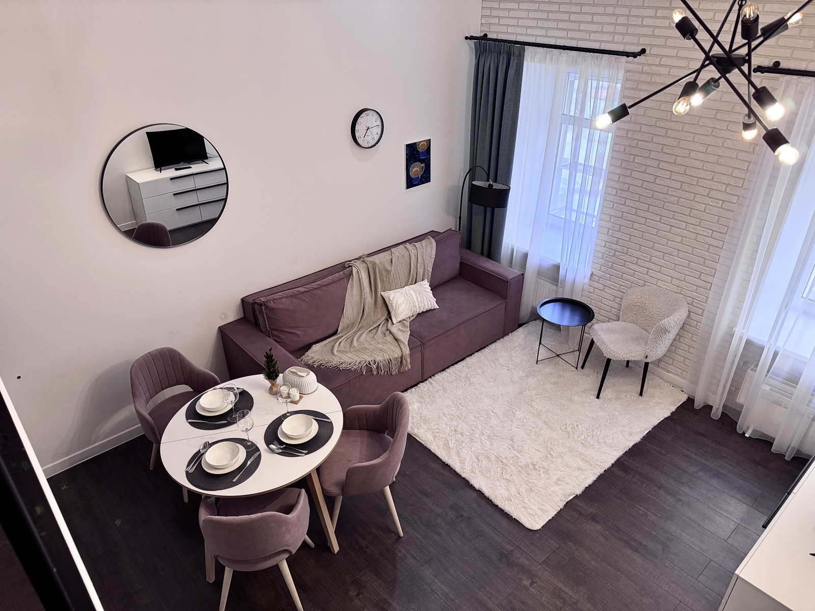 Современная просторная студия 28м на Рижской