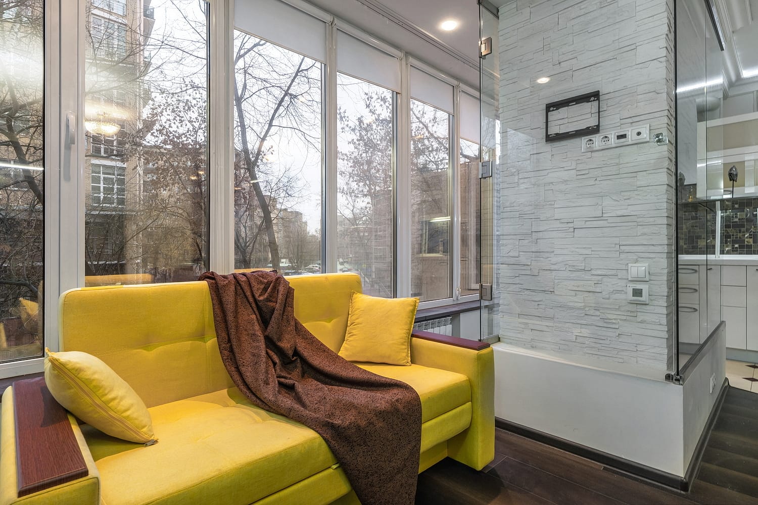 Дизайнерская 1-комнатная квартира рядом с Киевским вокзалом!