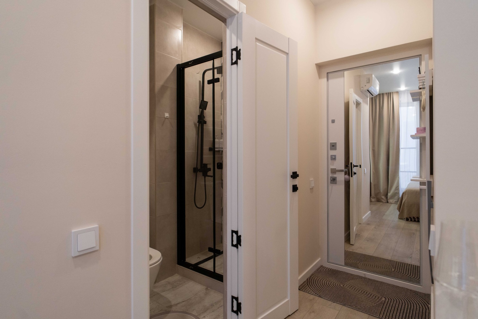 Уютная студия на Новоостаповской