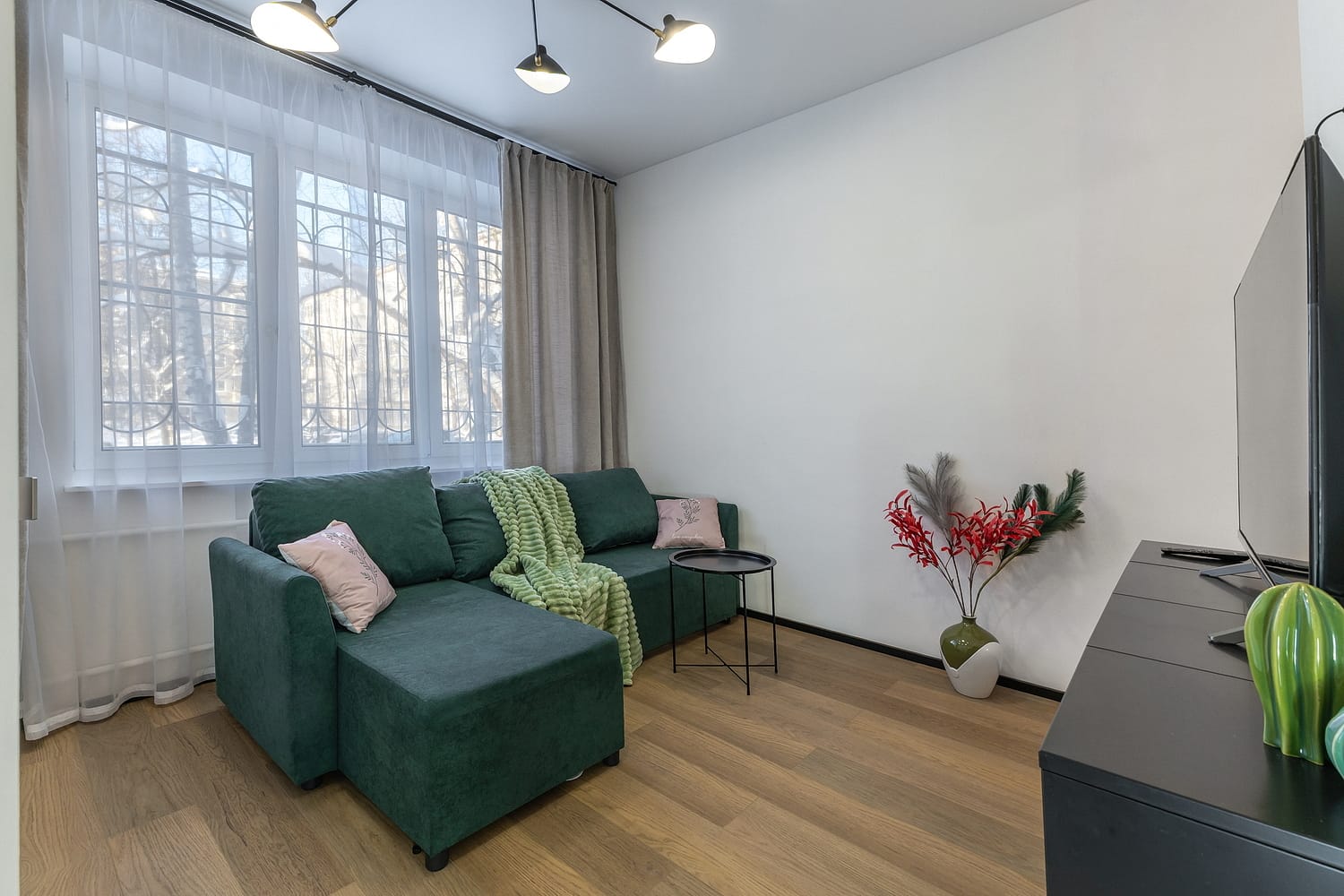 2-комнатная квартира на 1 этаже рядом с ФМБЦ им.Бурназяна А.И.