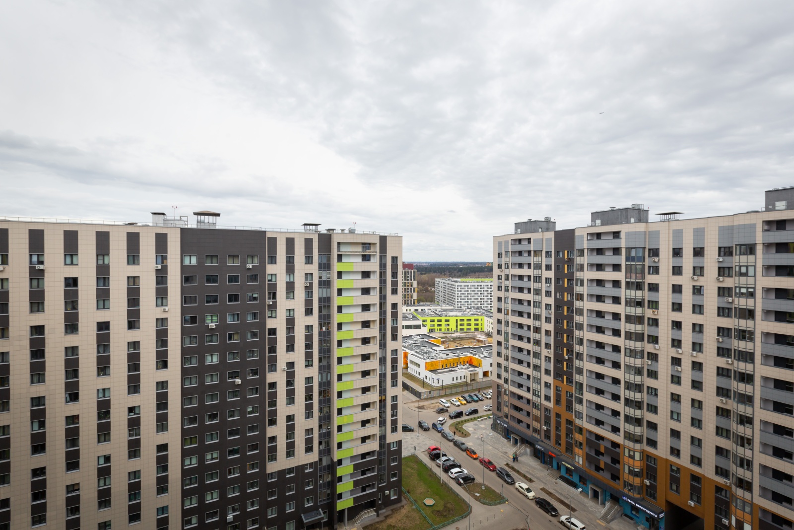 Life Apartments Дизайнерская 1-к квартира на 16 этаже 